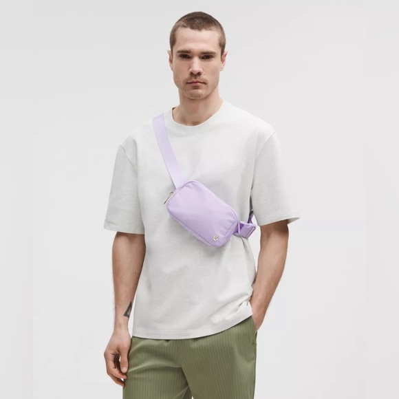 Lululemon Everywhere Belt Bag 1L- Lavender Frost - Picture 6 of 6